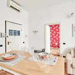 Easylife - - Dogana 3 - Duomo Appartement