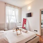 Appartement Easylife - - Dogana 3 - Duomo Milan
